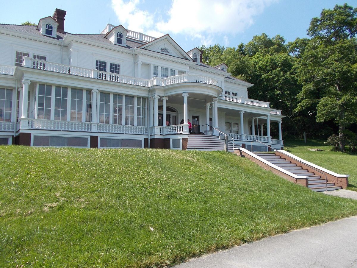 Featured properties across the High Country
