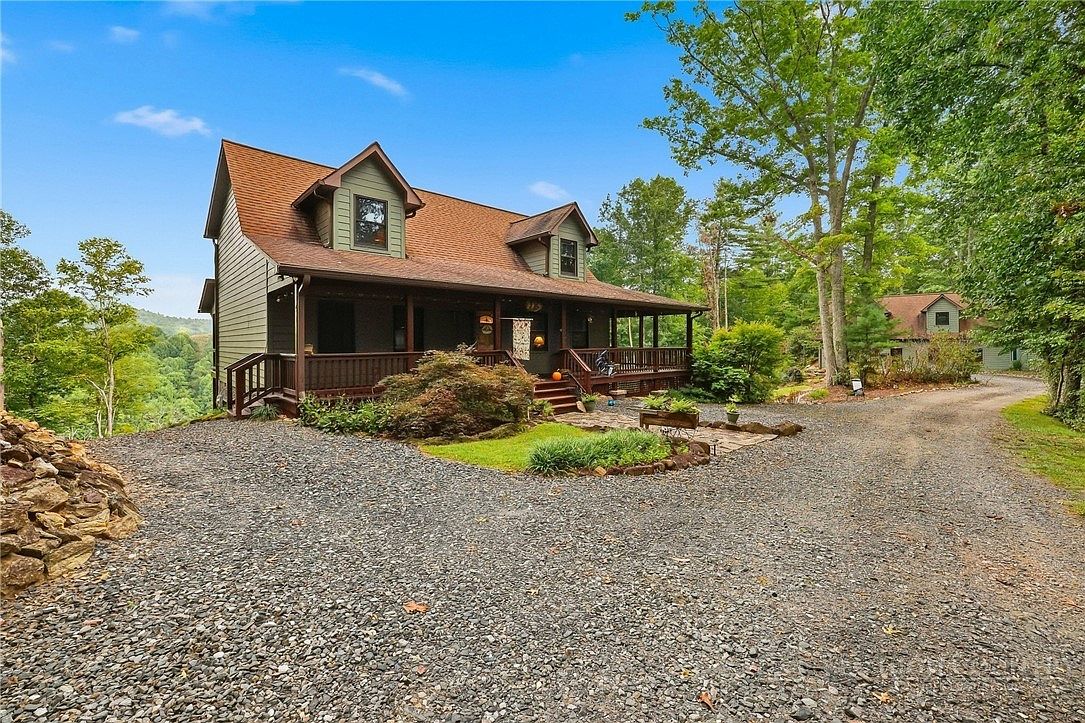 1400 Rustic Road, West Jefferson NC — listed by John Blevins, Regency Properties